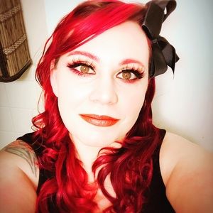 Meet your Posher, Renee